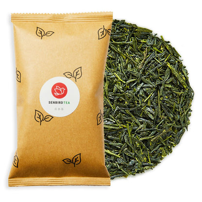 gyokuro_isshin_loose_leaf_tea_pile_with_refill_pouch