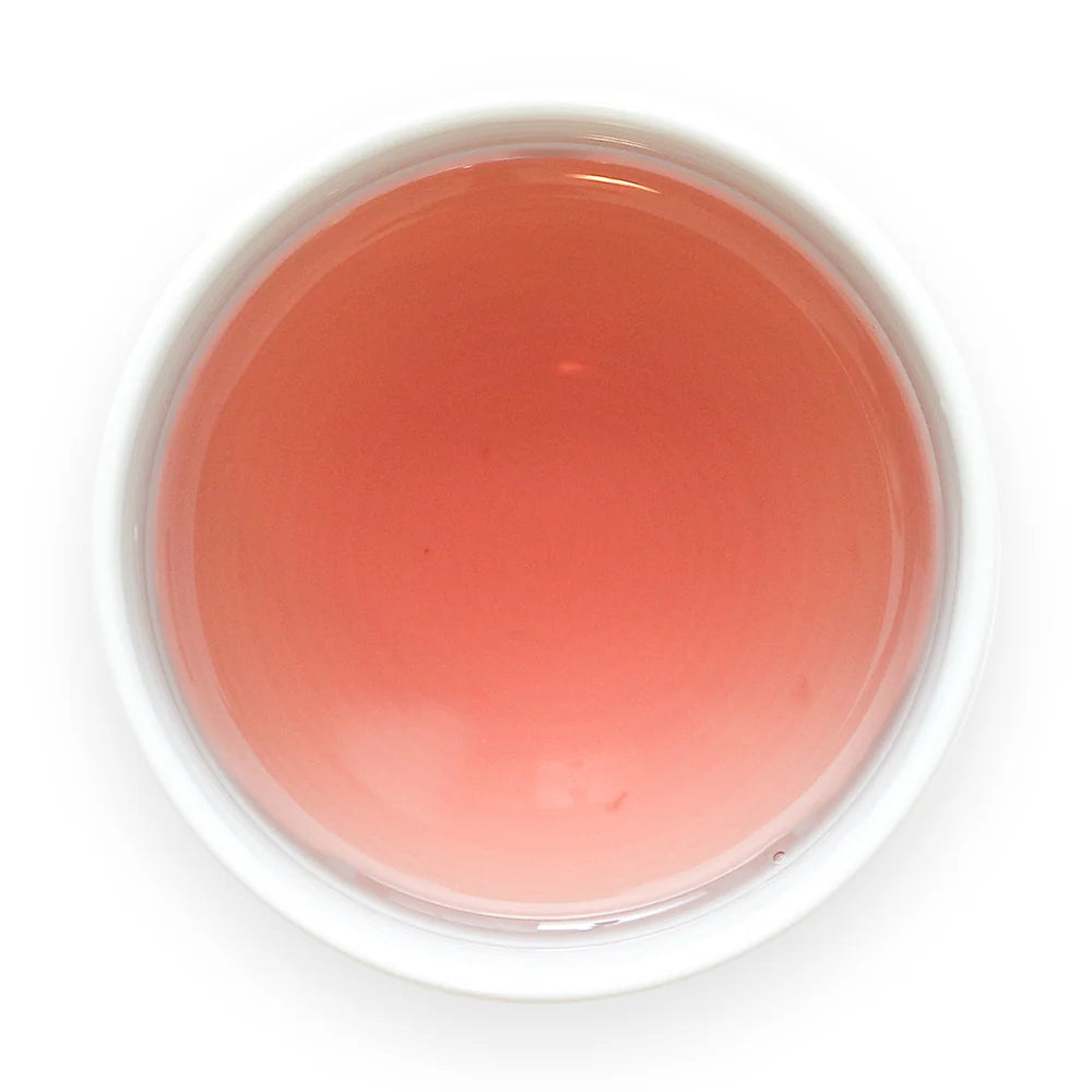 Brewed Kuromamecha Yui tea in cup by Senbird Tea