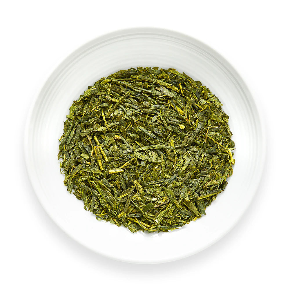 Sencha Hatsuzumi loose leaf green tea on dish from Senbird Green Tea Gift Set collection