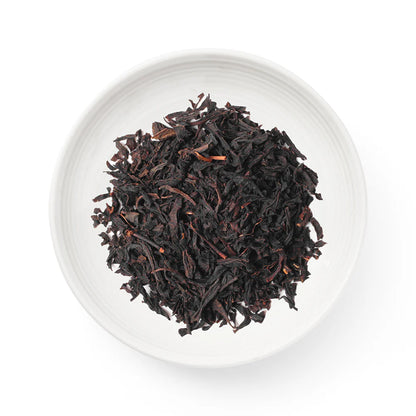 Wakoucha Honoka tea on dish by Senbird Tea